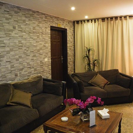 Capri Hotel Suites Amman Ngoại thất bức ảnh