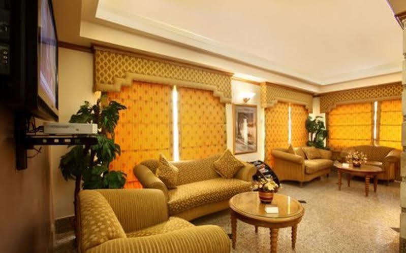 Capri Hotel Suites Amman Ngoại thất bức ảnh