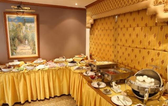 Capri Hotel Suites Amman Ngoại thất bức ảnh