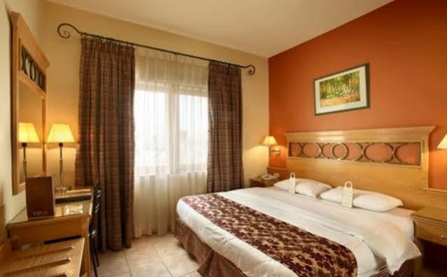 Capri Hotel Suites Amman Ngoại thất bức ảnh