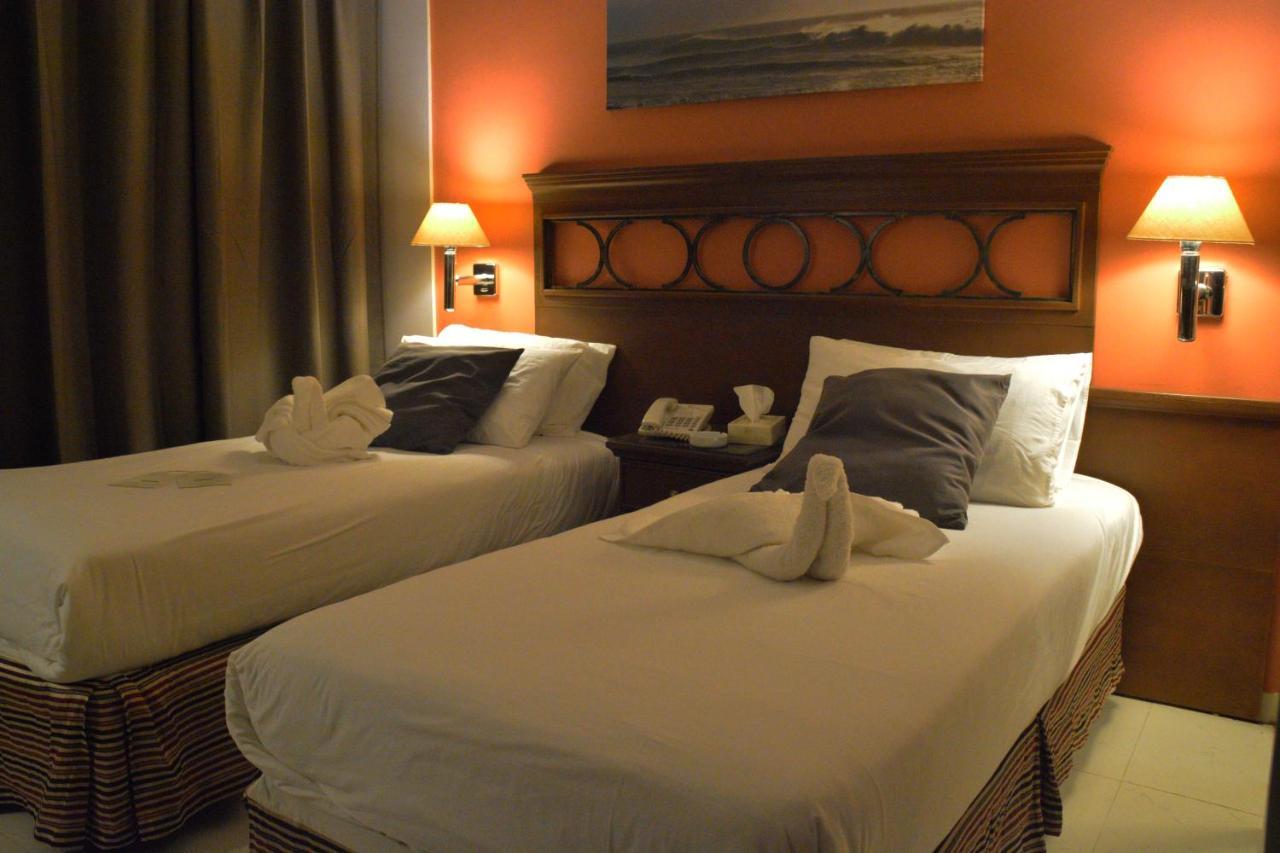 Capri Hotel Suites Amman Ngoại thất bức ảnh
