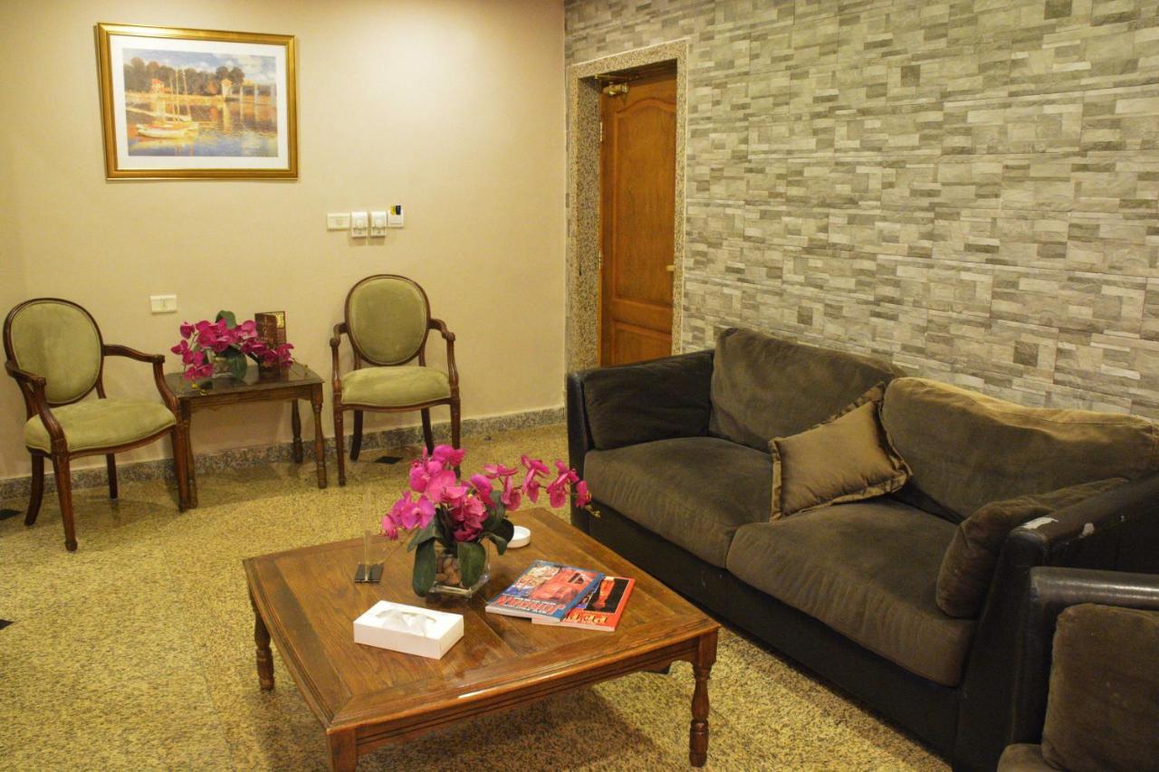 Capri Hotel Suites Amman Ngoại thất bức ảnh